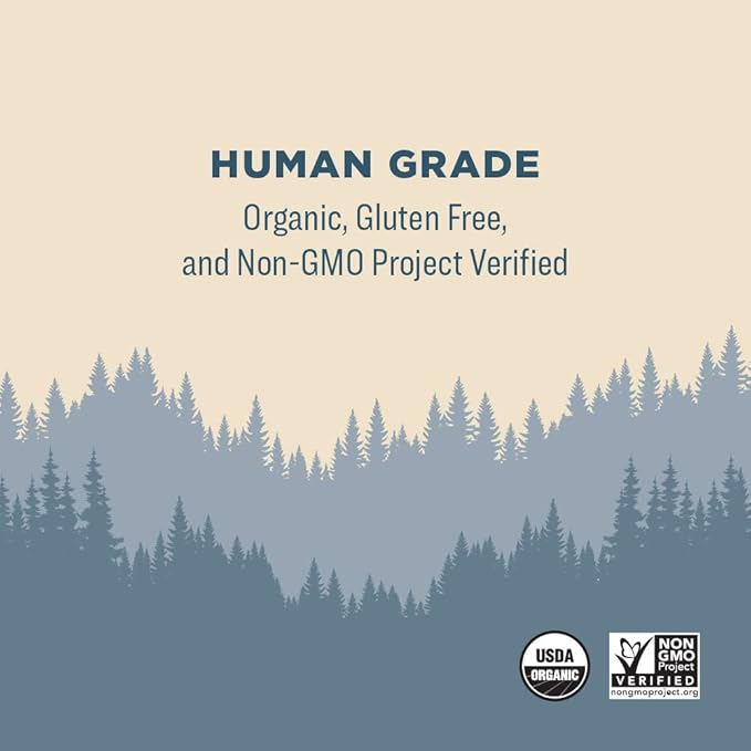 Amazon Brand - Wag Expedition Human Grade Organic Biscuits Dog Treats, Non-GMO, Gluten Free, Pumpkin & Chia Seed, 10oz (Pack of 2)
