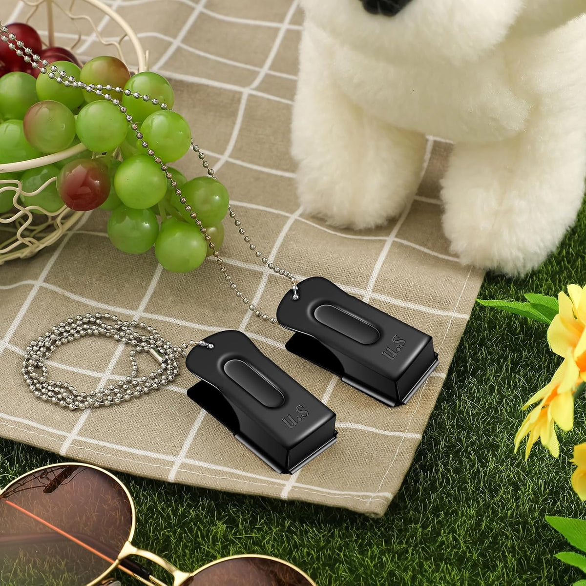 Jenaai 3 Pieces Brass Pet Training Clicker Dog Necklace Signaling Cricket Clicker Training for Puppy Dogs Cat(Black)