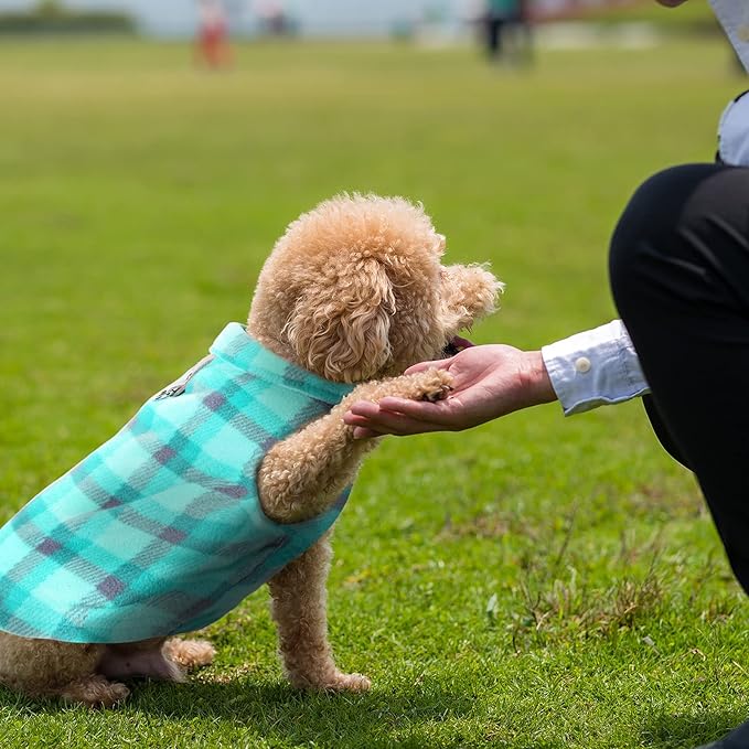 Weewooday 4 Pieces Winter Fabric Dog Sweaters with Leash Ring Soft Fleece Vest Pullover Pet Jacket Warm Dog Clothes Coats for Pet Puppy Cats Chihuahua(XXXL(Neck:17.7-18.9” Chest:25.6-26.8”))