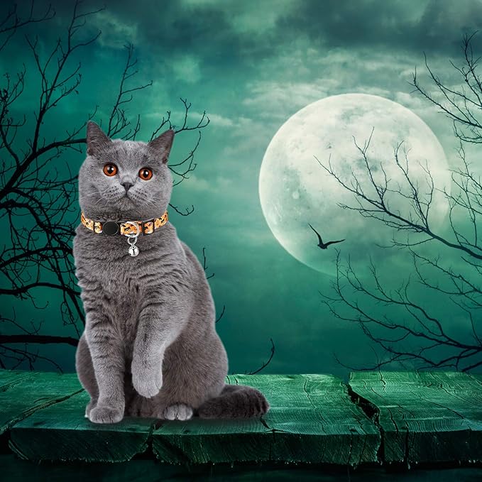 Weewooday 6 Pcs Halloween Cat Collar, Breakaway Cat Collars with Bell, Safety Buckle Soft Adjustable Halloween Pet Collar with Pumpkin Ghost Patterns for Kitten Kitty Pet Supplies Christmas Party